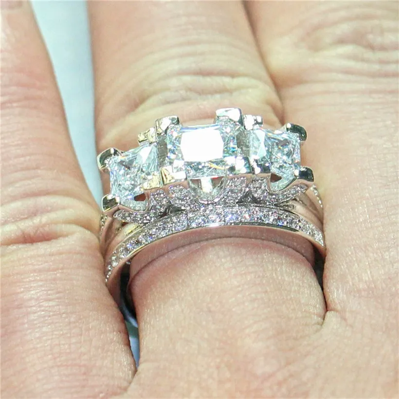 ブランド宝石リング指の指の3つの石の白いダイヤモンドリングセット2-In-1 925銀の婚約の結婚式の結婚指輪