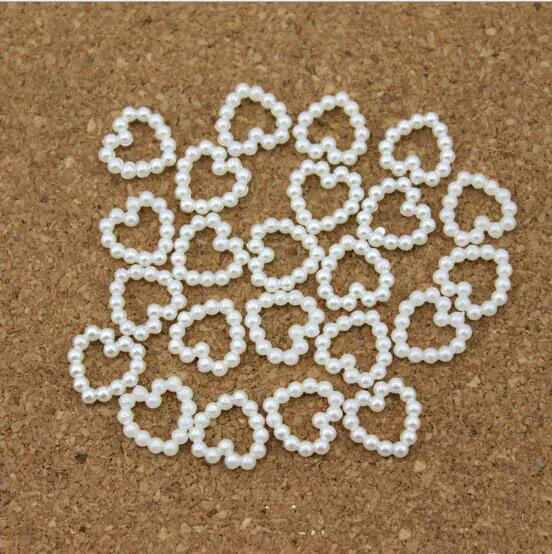 Nouveau Design blanc perle perles en forme de coeur bricolage épingle à cheveux accessoires perle téléphone mariage fabrication de cartes artisanat 11mm * 11mm 2016 HOT