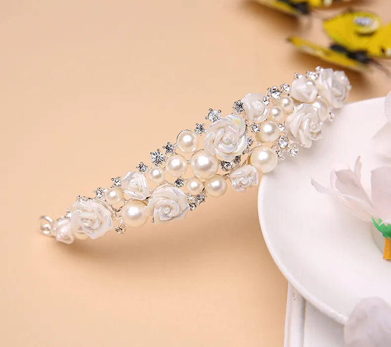 Exquisite handmatige bloem meisjes hoofdstukken kinderen accessoires voor bruiloften meisjes tiaras formele slijtage gratis verzending