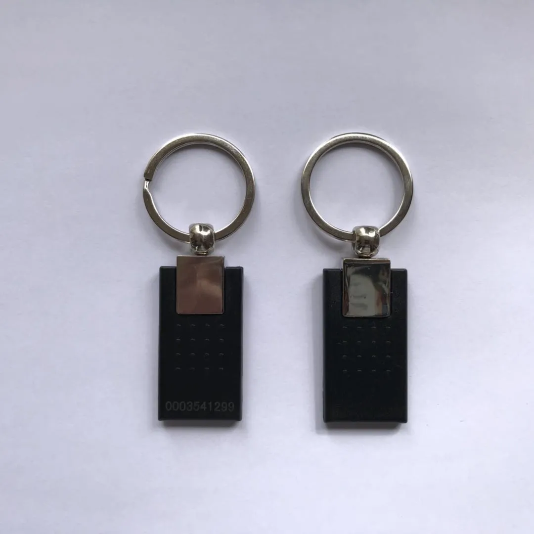 Llavero de acceso RFID de 125 khz Color negro Metal Nuevo estilo (paquete de 5)