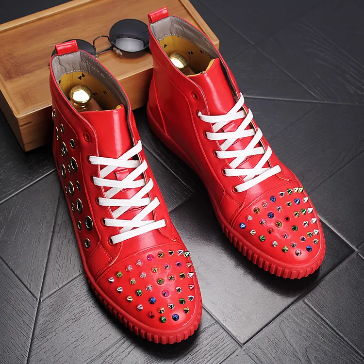 Men's Fashion Colored Rivets High-Top Skating Board Shoes Mens Brand Casual Lace-Up Flats Young Nightclub Party Ankle Martin Boots