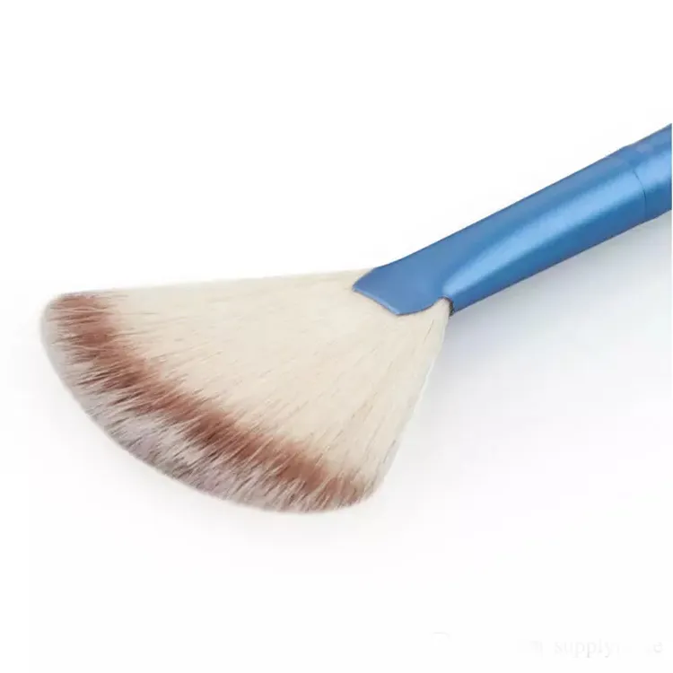 Soft Fan Brush Portable Slim Professional Makeup Brush Small Size Foundation brushes with different colors DHL 8254612