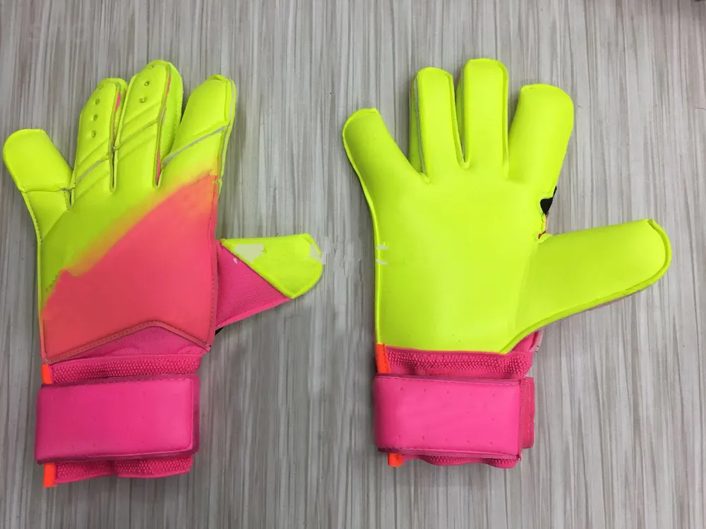 VG3 SGT Latex Football Goalkeeper Glove Quality Goods Movement Male