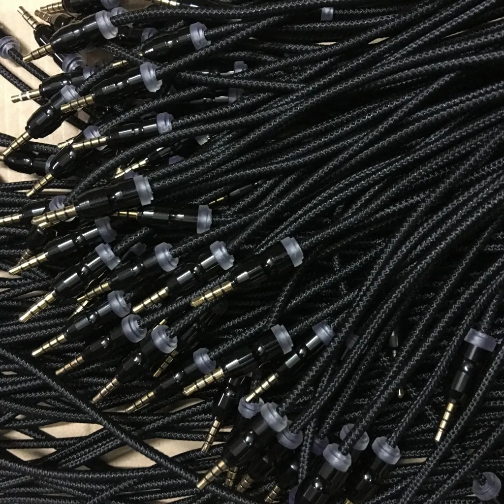 AUX-kabel Hulp gevlochten geweven stof 3.5mm mannelijk naar mannelijke kalebaskop 1m 3ft verlengkabel / 