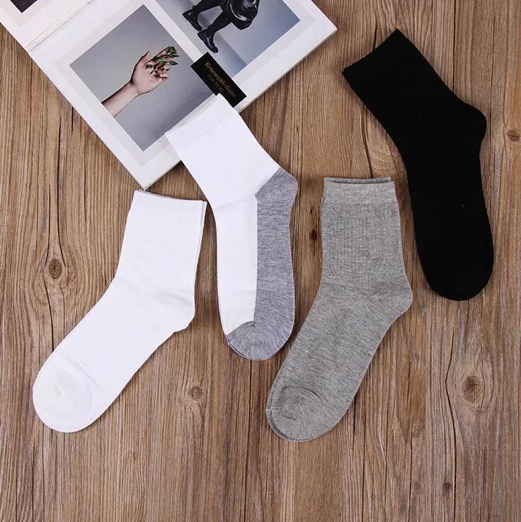 Försäljning Vår och Höst Nyaste Mäns Socks Business Mjuk Bekväm Andningsbar Bomull Tube Sock NW019