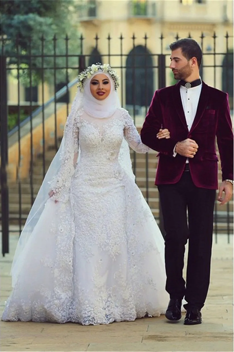 Saidmhamad High Neck Fully Lace Applique Long Sleeves Muslim Wedding Dresses with Kerchief Crystals Bridal Dress vestido de novia