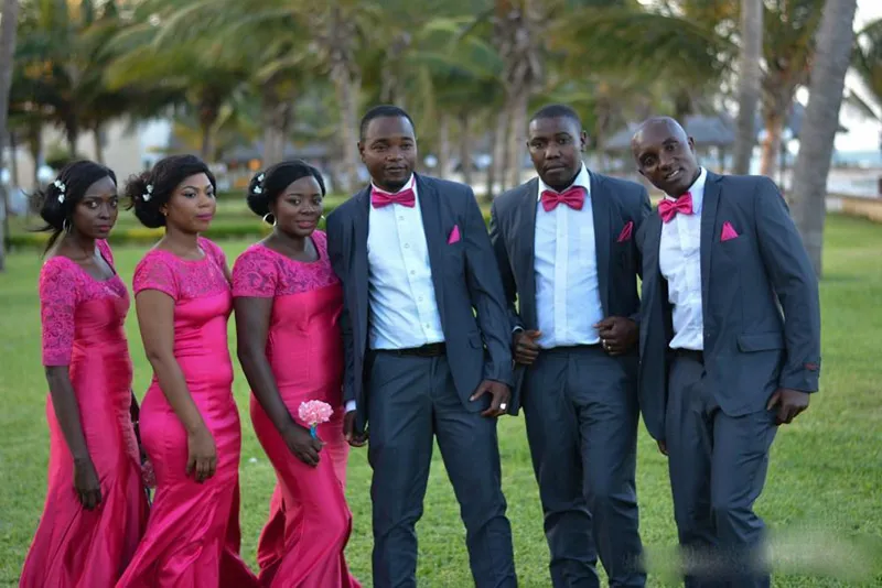 Robe De Mariée Rouge Et Blanche Pas Cher