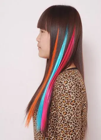 Cheveux à la mode pour les femmes Clip synthétique long en postiche droit Faits saillants de la fête Pièces de cheveux punk