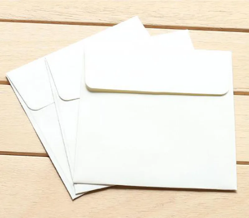 100 pièces10*10cm Kraft carré Mini enveloppes vierges pour carte de membre/petite carte de voeux/enveloppes en papier de stockage