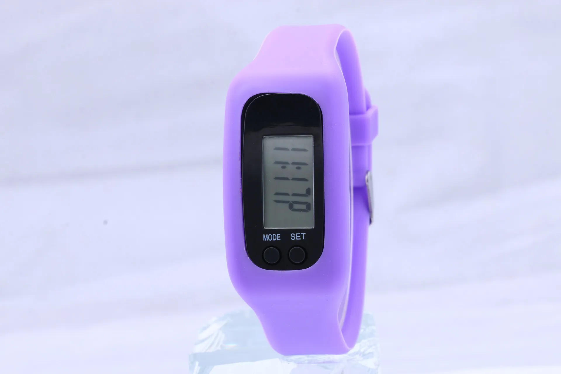 200 pçs / lote Mix 12 Cores moda Digital LCD Run Etapa Pedômetro Curta Distância Calorie Counter Watch Pulseira LED Pedômetro Relógios LT022