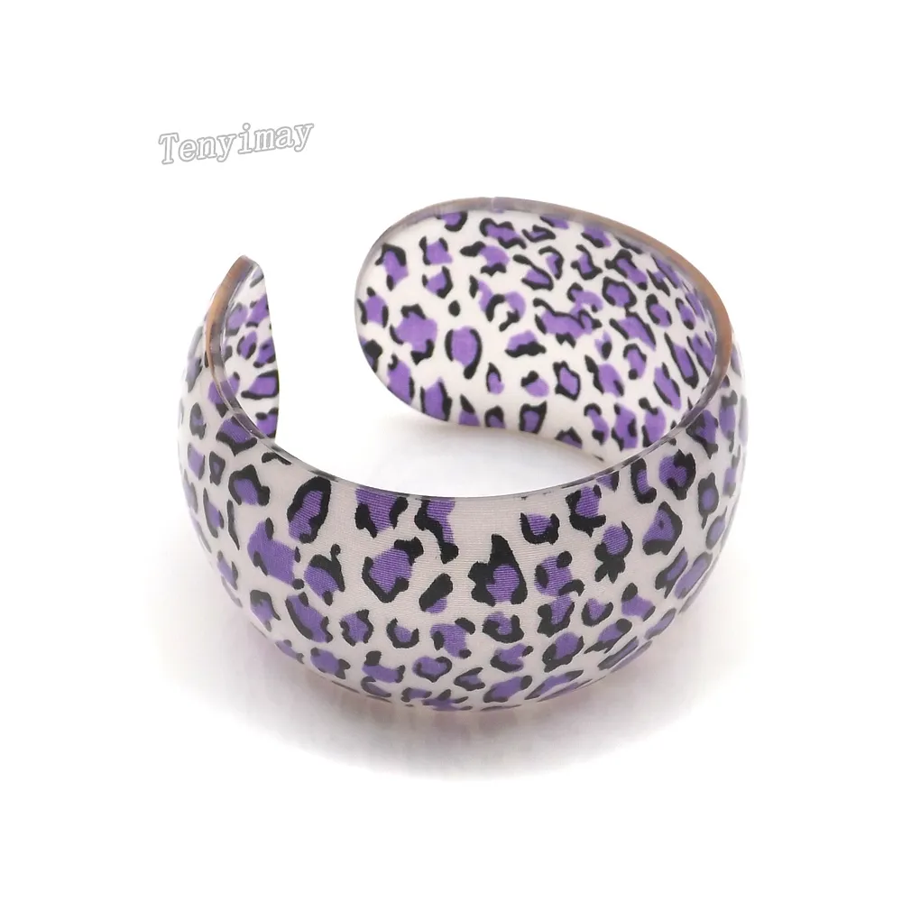 Acrylic Bangle Fashion Mixed Color Leopard Tryckd Öppnad bred Bangle för marknadsföring Partihandel 24st / Fri frakt