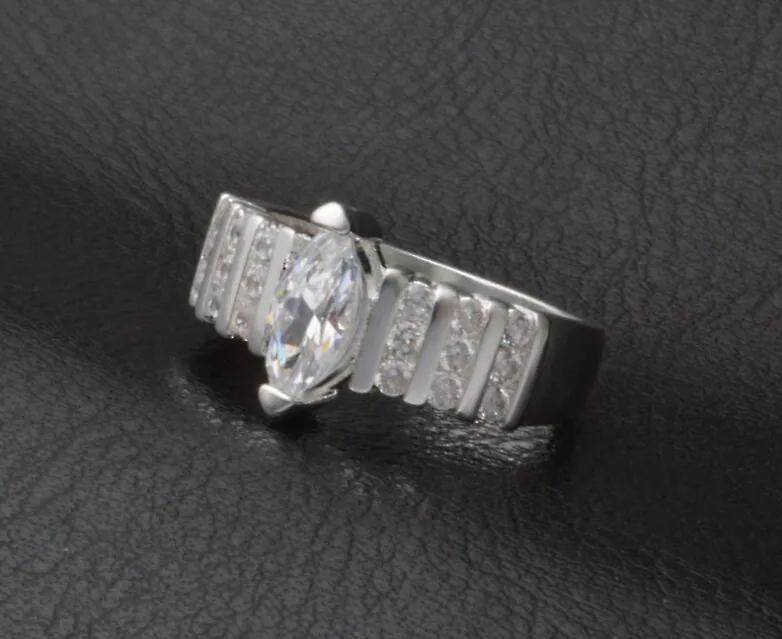 2017 vente chaude placage 925 Sterling Silver shine La bague en cristal à trois rangées Homme femme Bague de mariage de luxe / taille US7 / 8