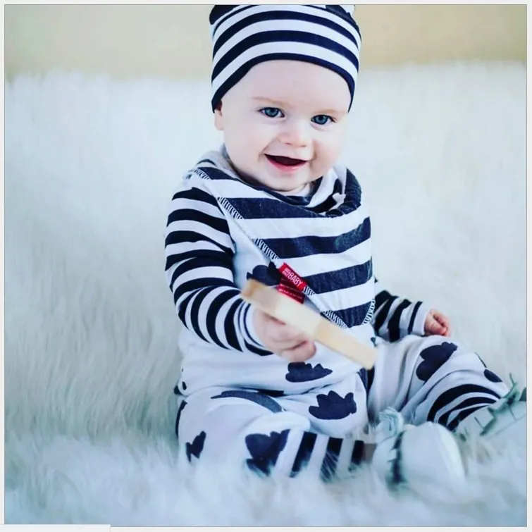 2017 Primavera Autunno Baby Clouds Pagliaccetti a righe stampati Tute a maniche lunghe neonati con cappelli Bambino bambini Pagliaccetto intero Vestiti neonati