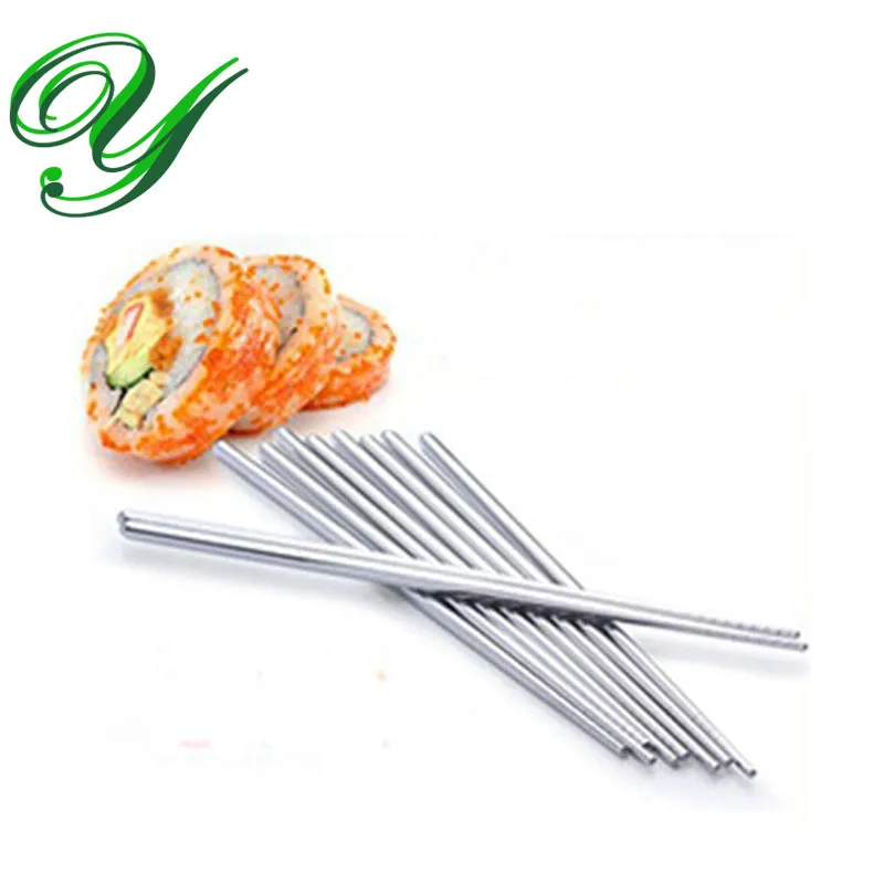 シルバーの箸の結婚式のお箸の食器類の好意ギフト22cmの非滑り止め中国工芸品フットウェアカトラリーセット10ペアの紙カードパッキング