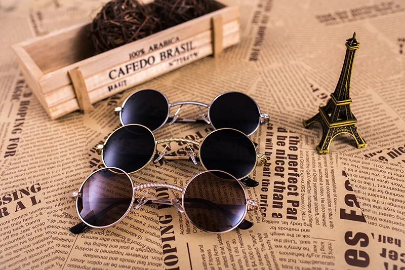 2017 Unique Design Lunettes de soleil steampunk gothiques Restaurer les anciennes manières rondes cadre en métal Hommes Femmes lunettes femme lunettes oculos de sol