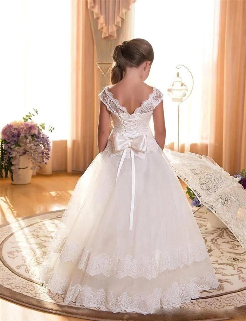 Flower Girl First Communion Dresses Scoop Backless With Appliques and BowTulle Ball Gown Pageant Dress For Little Girls