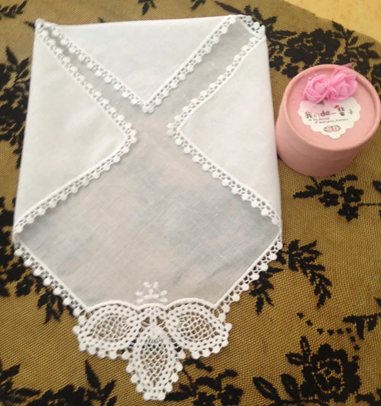 Fashion Ladies Handkerchiefs 11.5"x11.5"white 100% Cotton Wedding Handkerchief Embroidered white Lace Edges Hankies For Occasions