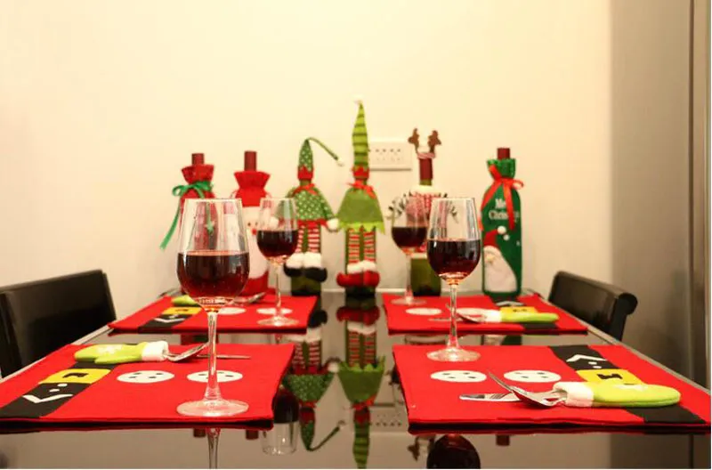 Ensemble de table créatif Christmas Santa claus Costume Table Placemat Mats Home Cafe Decoration Livraison gratuite ZA3882