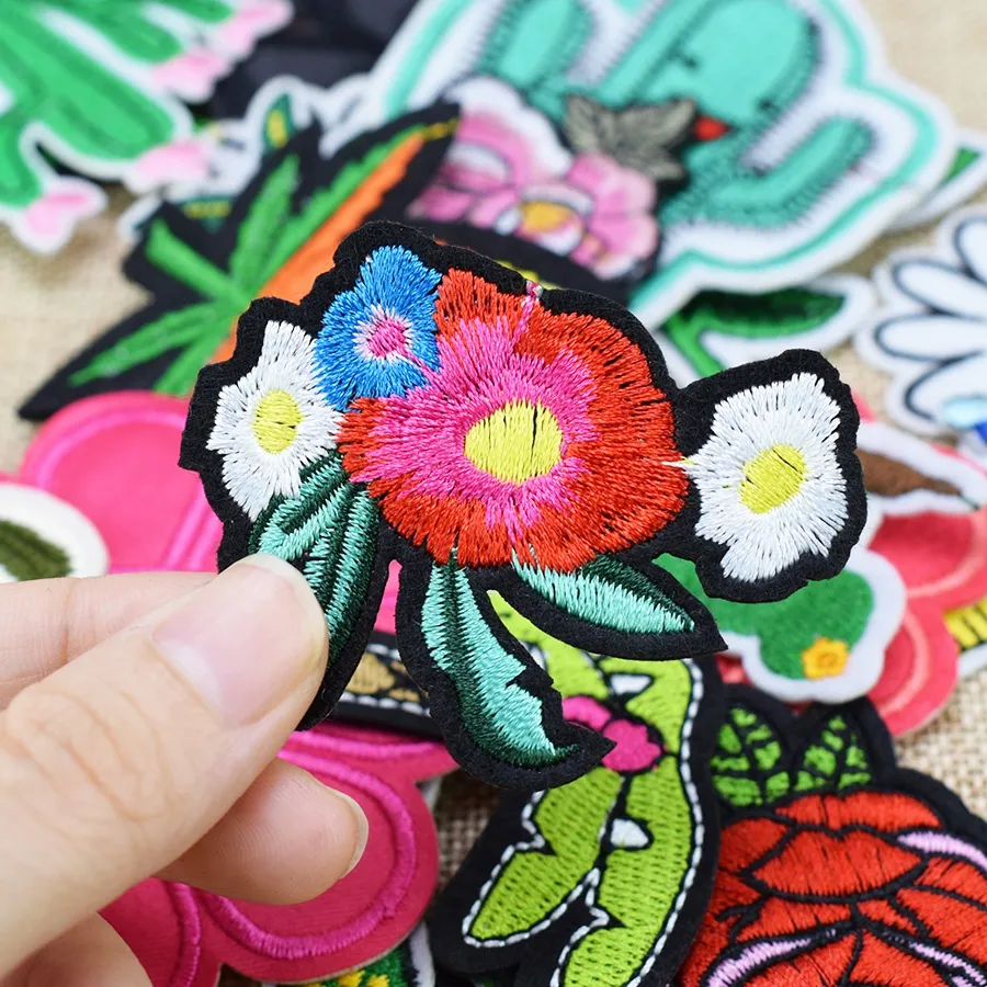 Random Diy Plant patches for clothing iron embroidered patch applique iron on patches sewing accessories badge for clothes bag