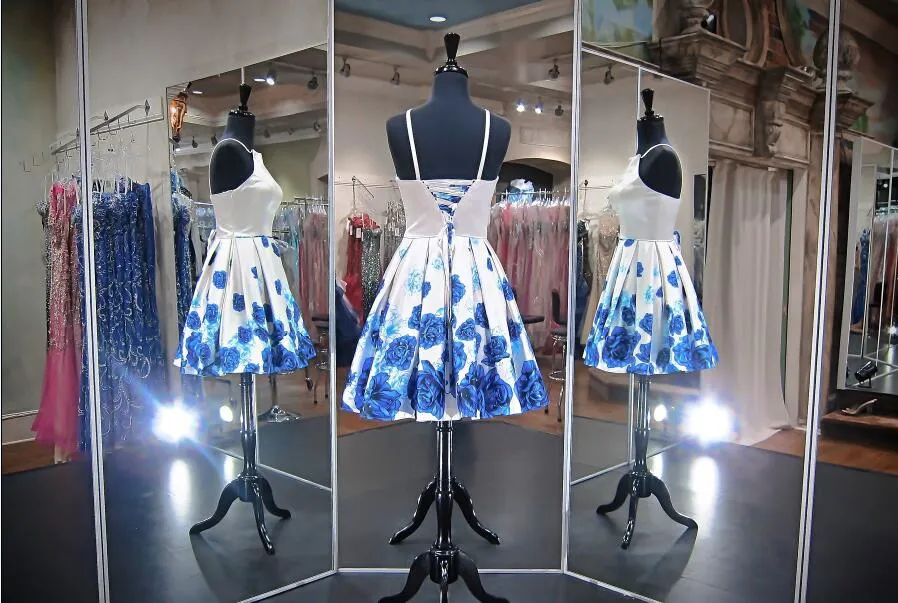 Sem mangas Curto Vestidos de Baile Branco A Linha Na Altura Do Joelho com Floral Azul Impresso Satin Corset Cocktail Party Vestidos Baratos 2019