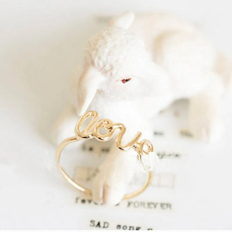Everfast Wholesale Fashion LOVE Letter Finger Rings Women Minimalist Rings Jewelry Can Mix Color EFR040