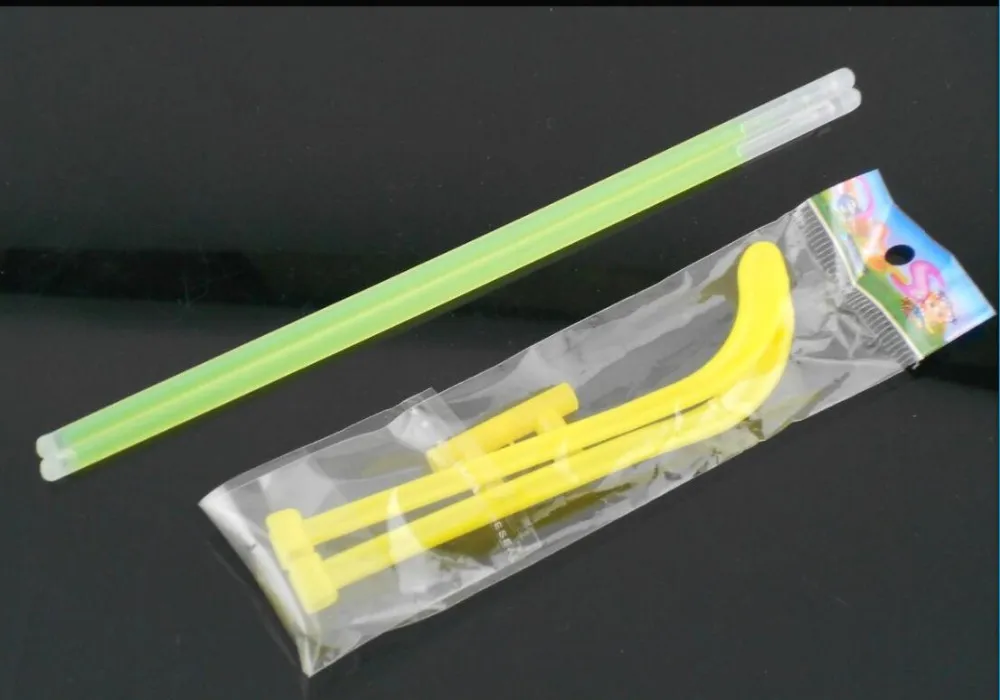 Çeşitli Glow Stick Gözlük Setleri 2 Konnektörler Floresan Işık Glow Sticks Moda eğlenceli sürpriz parti