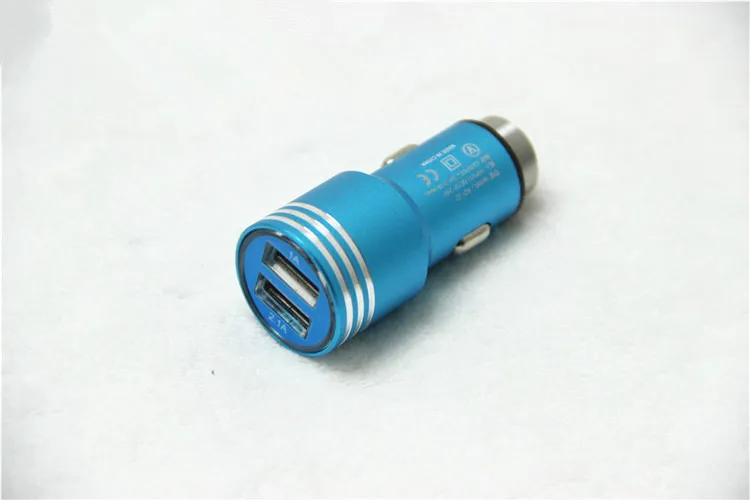 안전 망치 알루미늄 합금 진짜 1.3A 듀얼 포트 USB 자동차 충전기 유니버설 스마트 전화 IC 보호 / 