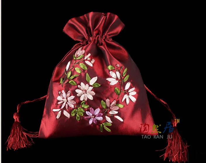 Hand Ribbon embroidery Large Gift Bag Drawstring Satin Cloth Packaging Jewelry perfume spices Storage Pouch Candy Tea lavender Favor Bags