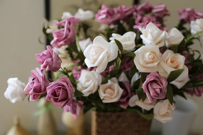Gros Real Touch soie artificielle de style européen Rose Gold Flower avec 5 têtes Bouquet pour mariage et demoiselle d'honneur et décoration de la maison