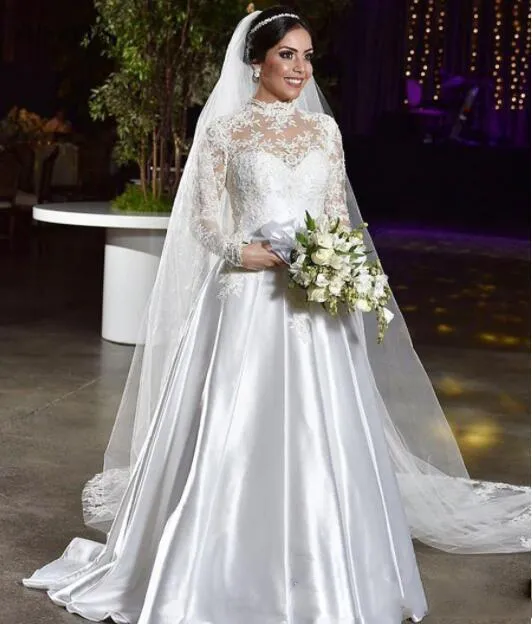 Abiti da sposa vintage a maniche lunghe 2018 Abiti da sposa con collo alto in pizzo primavera estate Satin A Line Abiti da sposa semplici economici