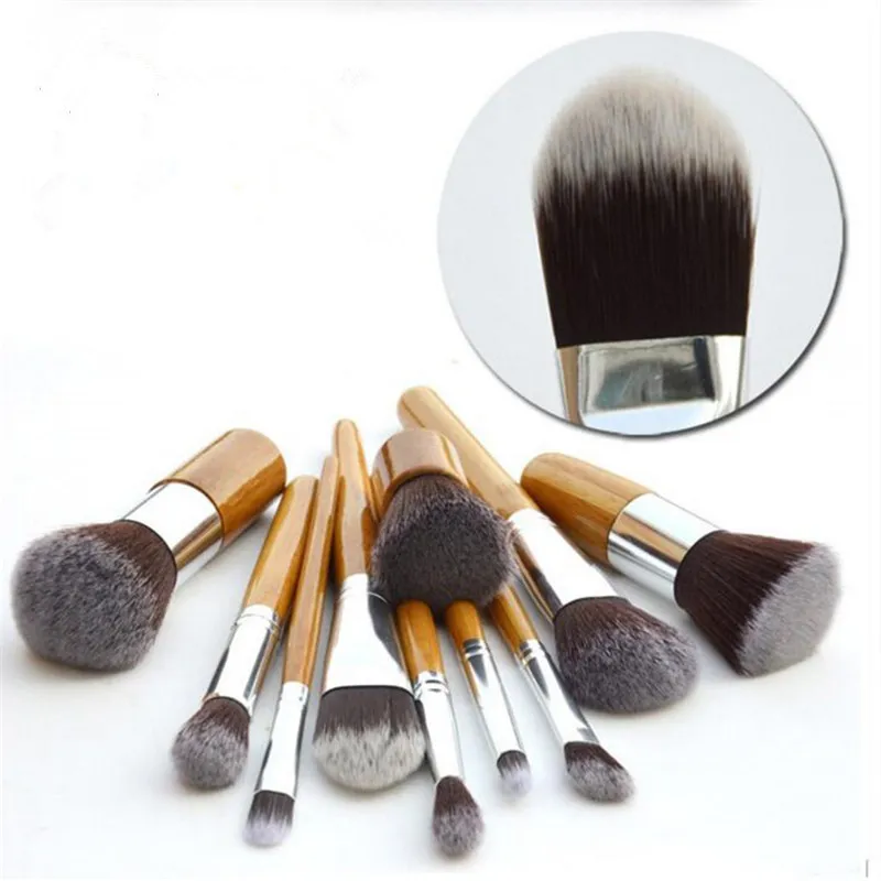 Bambuhandtag Make Up Brushes Set Professionell Blush Foundation Eyeshadow Kosmetisk Maquiagem Multipurpose Makeup Brush Kit med påse