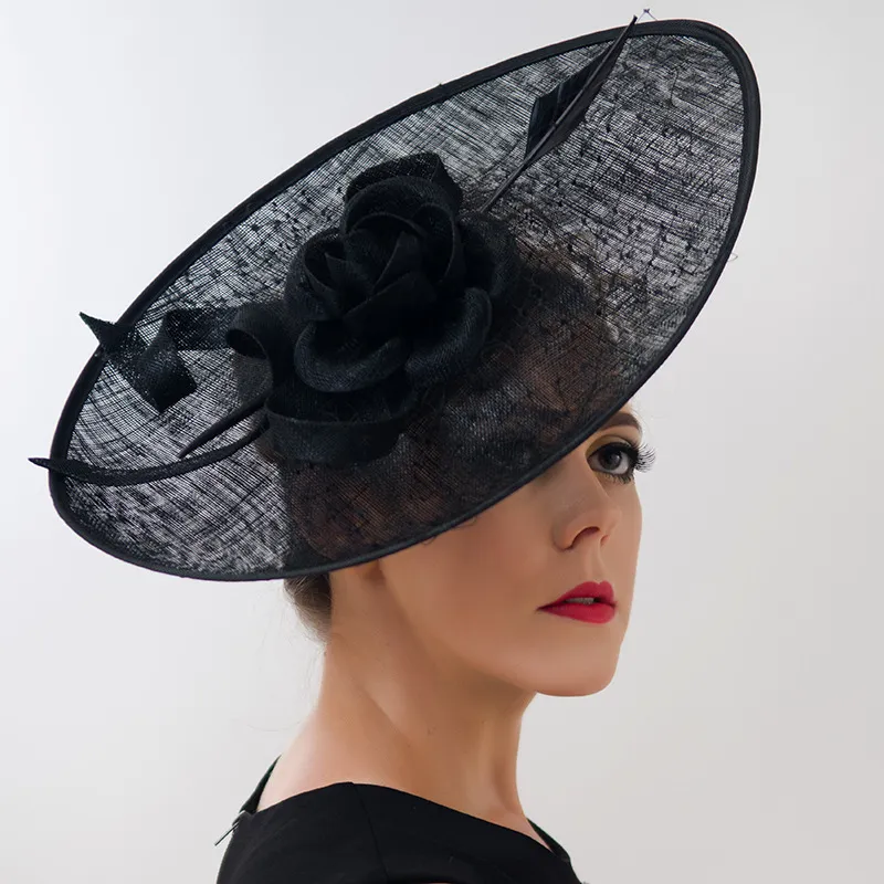 Femmes Kentucky Derby Chapeaux Fleur Cambric Chapeau De Mariée Large Bord 3 Couleurs De Mariage Chapeaux De Mode Tête Accessoires Formelle Chapeaux