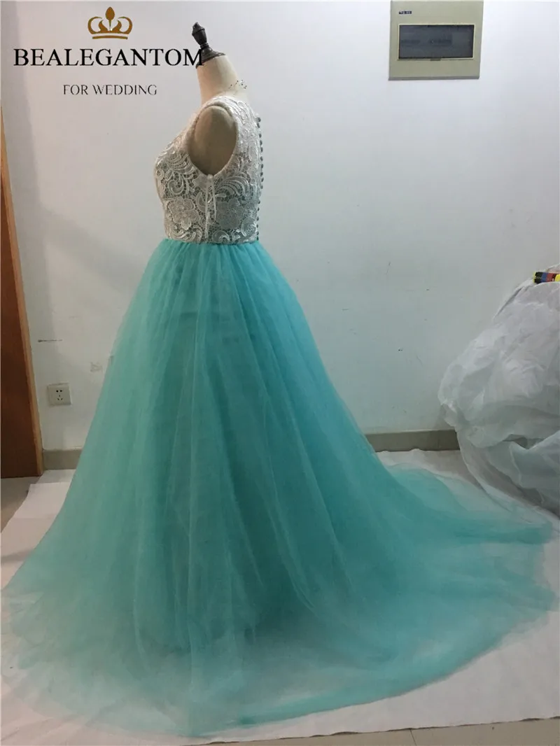 2017 Moda Scoop Koronki Suknia Balowa Quinceanera Suknie Z Przyciskiem Tulle Plus Size Sweet 16 Dresses Vestido Debiutante Suknie BQ38