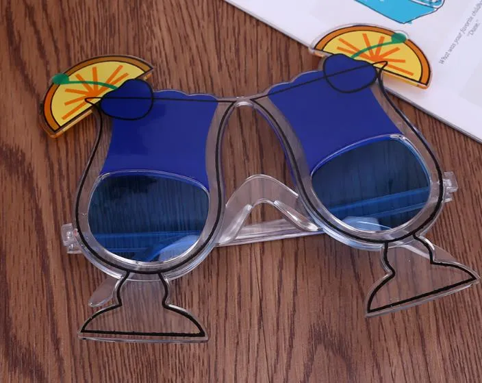 Nouveauté lunettes de bière lunettes fête hawaïenne drôle faveur cadeau bière tasse Cocktail lunettes de soleil cerf nuit poule déguisement fournitures de fête