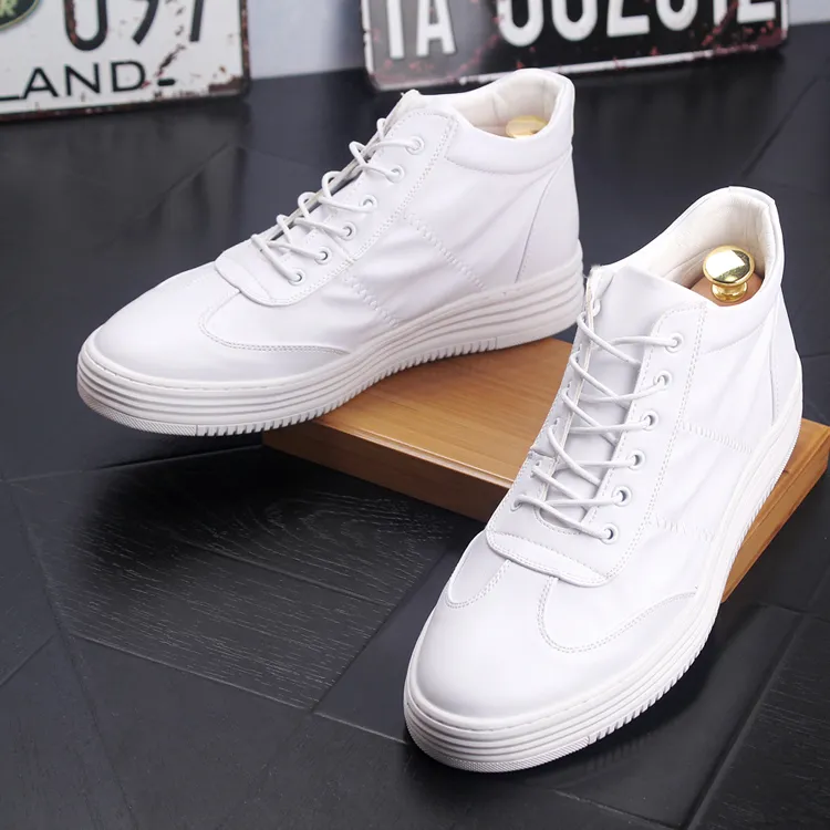 Scarpe stringate bianche uomo top