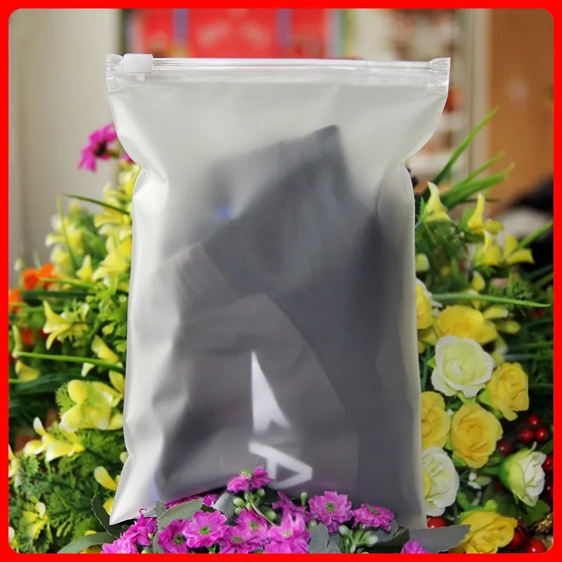 14x20cm CPE Frosted Translucent Kleding Opslag Verpakking Rits Plastic Pouch Matte Herbruikbare Zip Lock Kledingstuk Pakket Jurk Self Seal Bags