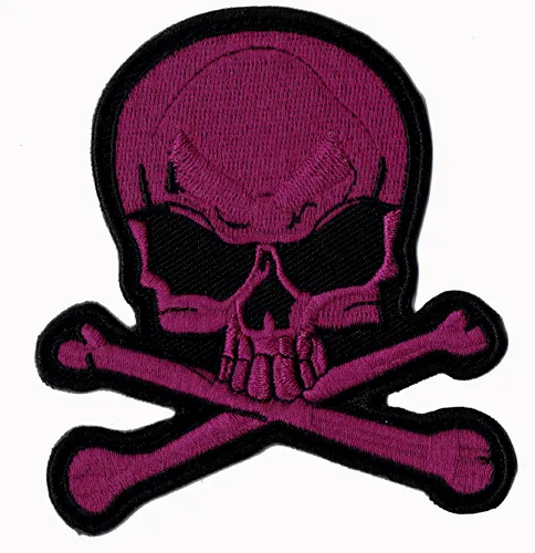 Fashion Skull Bones Broderad Patch Strykjärn På Jacka Skjortor Hattar Patch Leverantör Punk Emblem Lila 9cm Badge