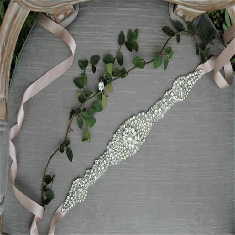 Handgjorda silver strass applikationer bröllop bälte klar kristallsömning på brudträsar bröllopsklänningar Sashes Bridal Accessories7219585