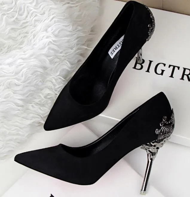 Talons Pointus En Daim à Paillettes Noir Et Argent – Taille 8.5 – Neuf Sans Boîte