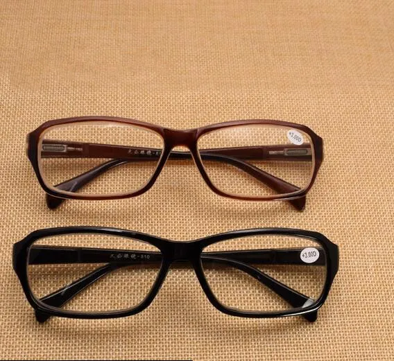 レディースファッション非球面ハード樹脂レンズ読書メガネブランドデザイン防止抗放射線老視眼鏡混合カラー20pcs /