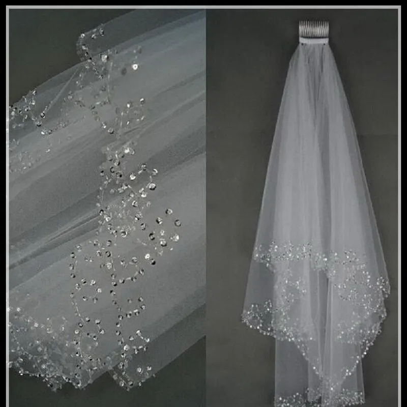 Voiles de mariée Cathédrale Royale Élégante Dentelle Bordée Cristal Strass Peigne De Mariage Voile De Mariée Exquis Voile De Perles À La Main