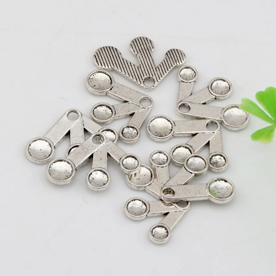 s Antique Silver Zinc Alloy Single-sided Measuring Spoons Cooking Baking Chef Kitchen charm 21x14 5mm DIY Jewelry214j