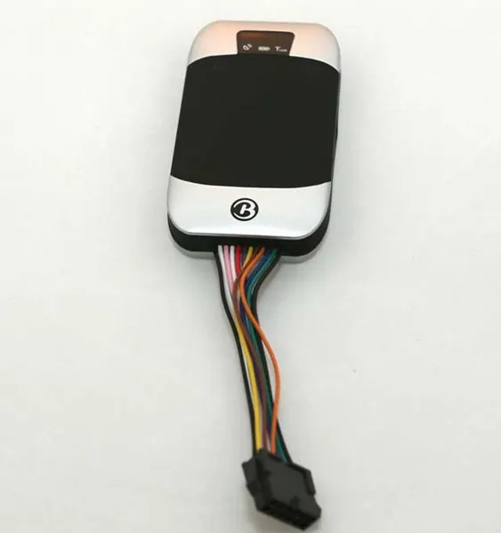 303F GPS Tracker 303G Fordonsbil GPS / GSM / GPRS SMS Fjärrkontroll Bränslesensor Realtid Telefon Spårning med Retail Box