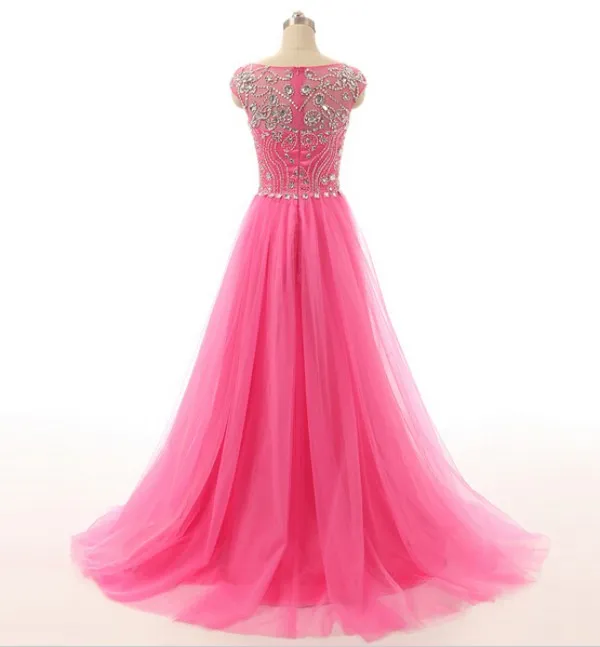 Vestidos de fiesta de lujo Hot Pink Sheer Bateau Neck Capped Shoulder Cristales Cuentas Lentejuelas Adornado Tul Vestido de fiesta Vestido de noche