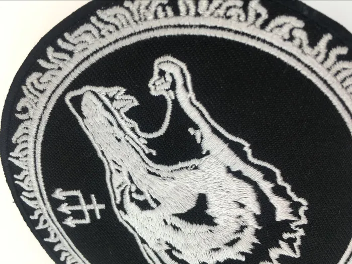 Aangepaste LONG WOLF geborduurd opstrijkbare patch vest lederen jas badge borduurwerk 4 