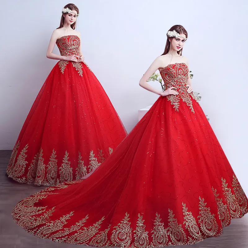 Abito da sposa rosso in pizzo economico Disponibile Abiti da sposa con applicazioni in oro senza spalline con scollo a cuore senza spalline e lunghezza del pavimento