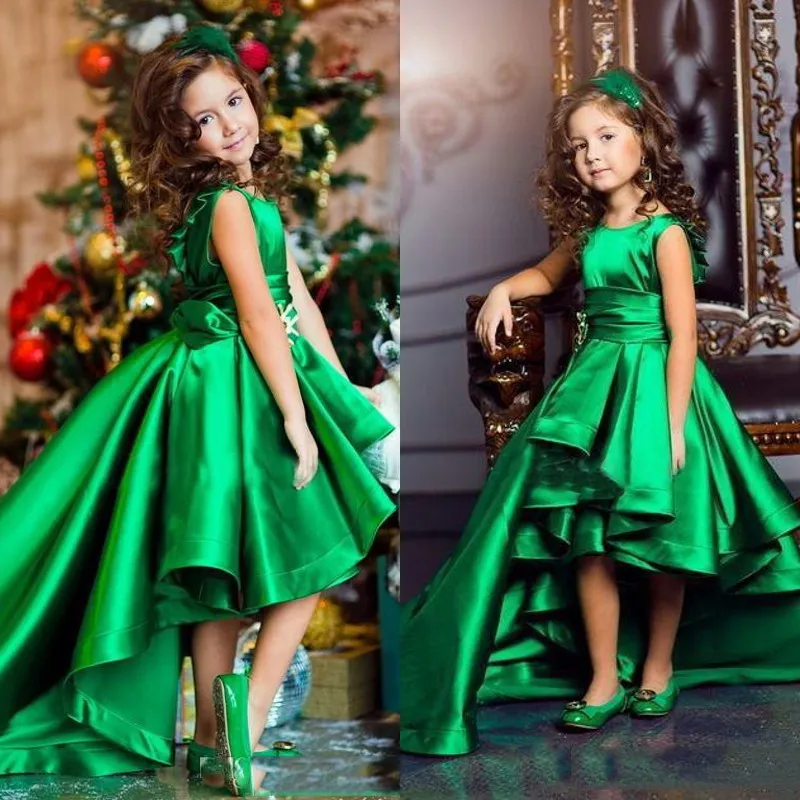 Vert émeraude filles Pageant robes bijou cou sans manches volants haut bas court devant Long dos fille Pageant robes pour les adolescents