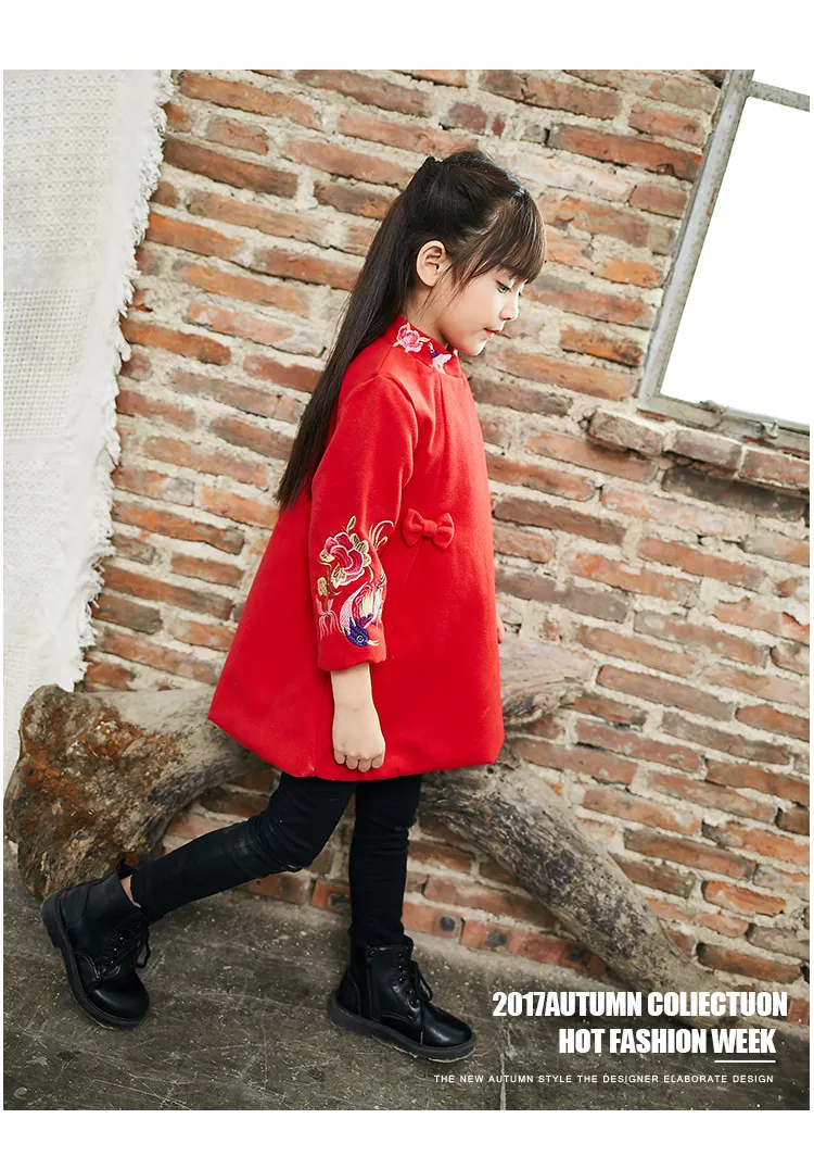 Abiti cheongsam ricamati ragazze in stile cinese 2018 Autunno Inverno Abito capodanno Abbigliamento bambini Vestiti bambina Abbigliamento bambini spessi