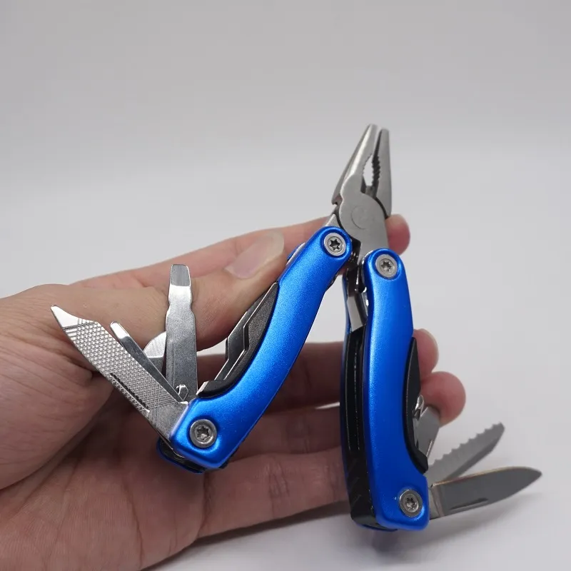 Taşınabilir Çok İşlevli Katlanır pense Taktik Çelik Pense Çok amaçlı Kombine Bıçaklar Açık EDC Araçları Mavi Renk Toptan