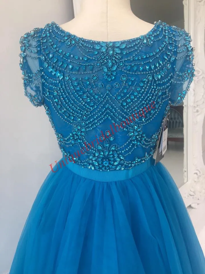 Famoso Designer De Little Girl Criança Infantil Pageant Do Bebê Vestidos de 2019 Cap Mangas Major Beading Tulle Longo Bonito Crianças Vestido de Festa de Aniversário